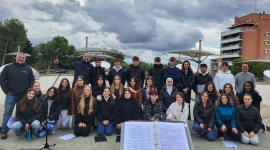 El concert de la coral de l’Institut Alexandre Deulofeu dona el tret de sortida als actes de Nadal de la Fundació Salut Empordà