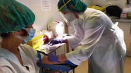 La Fundació Salut Empordà comença a fer testos ràpids serològics als professionals