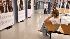 L’exposició “Imatges del dol: reflexions sobre la pèrdua per suïcidi” es pot visitar fins al 29 d'agost a Consultes Externes de l’Hospital
