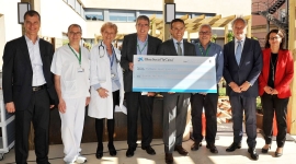 El Jardí Terapèutic del Bernat Jaume rep un donatiu  de 12.000 euros de l’Obra Social “la Caixa”