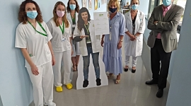 L’Hospital de Figueres és el primer centre de la demarcació a acollir el nou tòtem informatiu de l’AECC-Catalunya contra el Càncer
