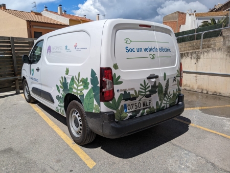 Vehicle elèctric d'Emporhotel 