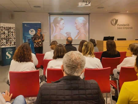 Exposició 'Dues vides' a l'Hospital de Figueres