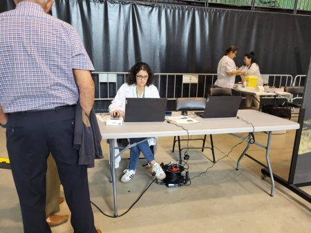 Vacunació de la grip a la Sala polivalent municipal de l'Escala