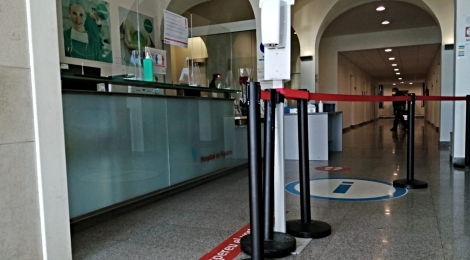 A partir de demà, l’Hospital de Figueres permet un acompanyant les 24 hores del dia als pacients ingressats no covid