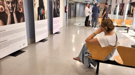 L’exposició “Imatges del dol: reflexions sobre la pèrdua per suïcidi” es pot visitar fins al 29 d'agost a Consultes Externes de l’Hospital