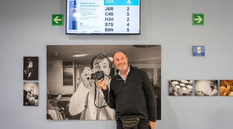 Consultes Externes de l’Hospital de Figueres acull l’exposició “CurArt”, del fotògraf guardonat per la UNESCO Tino Soriano
