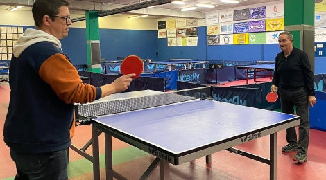 L’ABS l’Escala i el CTT CER l’Escala posen en marxa sessions de tennis taula per a persones afectades de Parkinson i per a persones amb Alzheimer 