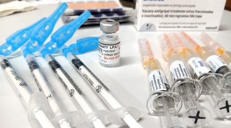 El dilluns 13 d’octubre comença la campanya de vacunació massiva  contra la grip i la Covid-19 a l’ABS l’Escala