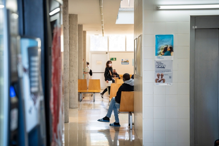 Una sala d'espera del CAP Moisès Broggi de l'Escala