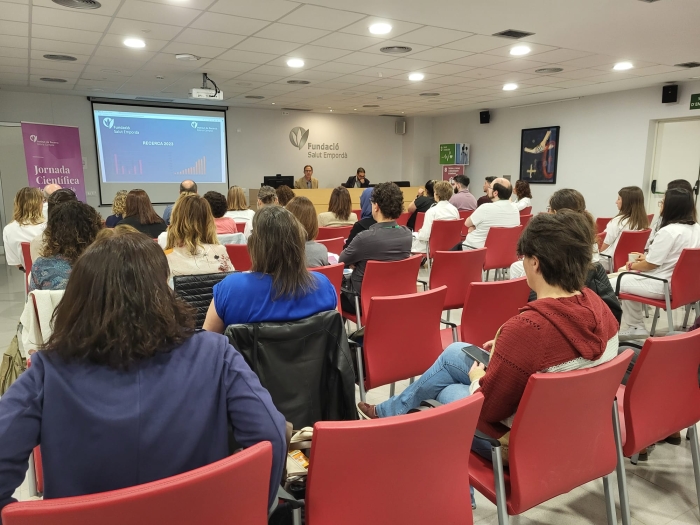 Imatge d'arxiu de la Jornada Científica del 2024 a la Sala d'Actes de l'Hospital de Figueres